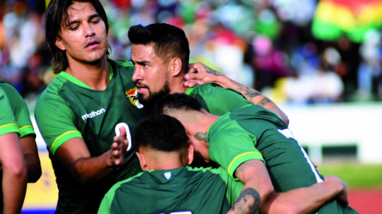 BOLIVIA GOLEA A TRINIDAD Y TOBAGO