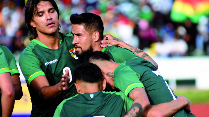 BOLIVIA GOLEA A TRINIDAD Y TOBAGO