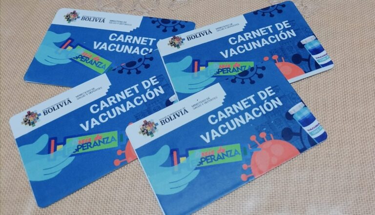 CARNET DE VACUNACION COVID 19 BOLIVIA