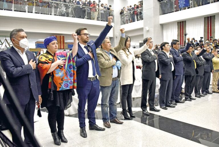 GABINETE DE ARCE