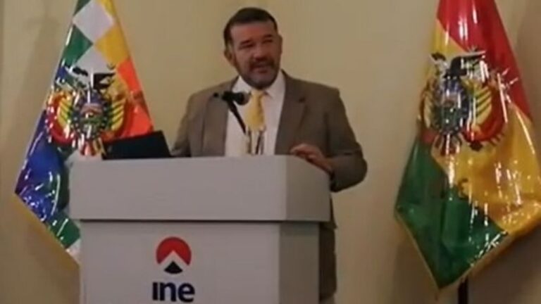 DIRECTOR DEL INE HUMBERTO ARANDIA