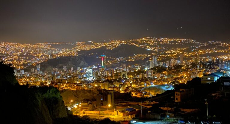 edificio mas grande bolivia