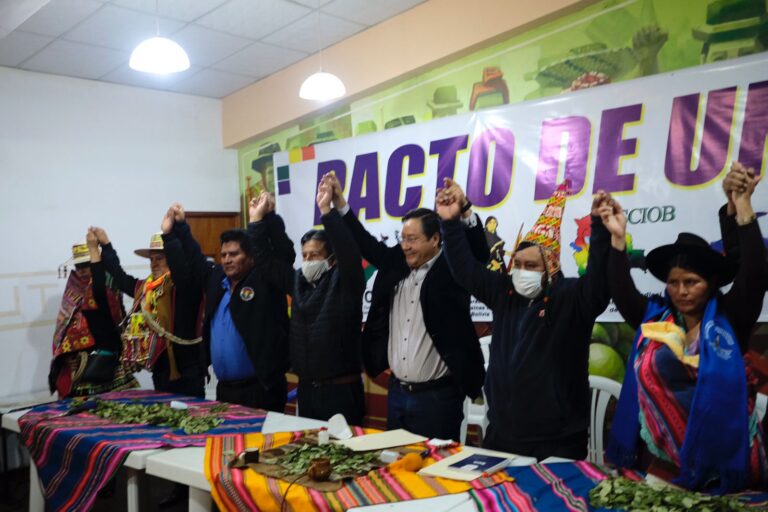 LUIS ARCE EN REUNION DEL PACTO DE UNIDAD