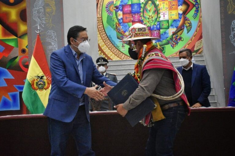 PDTE ARCE LEY DE LENGUAS INDIGENAS