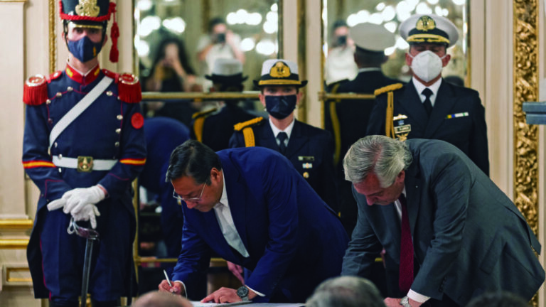 arce y presidente ferandesz