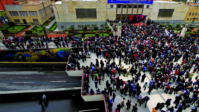 ASAMBLEA DE LA U EN LA PAZ