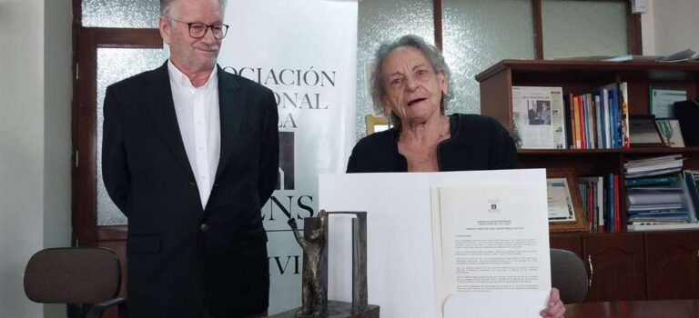 PREMIO LIBERTAD A AMPARO CARVAJAL 2022
