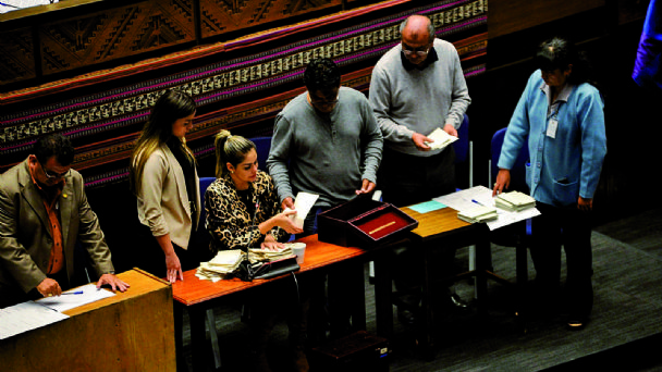 f608x342-395388_425111_8