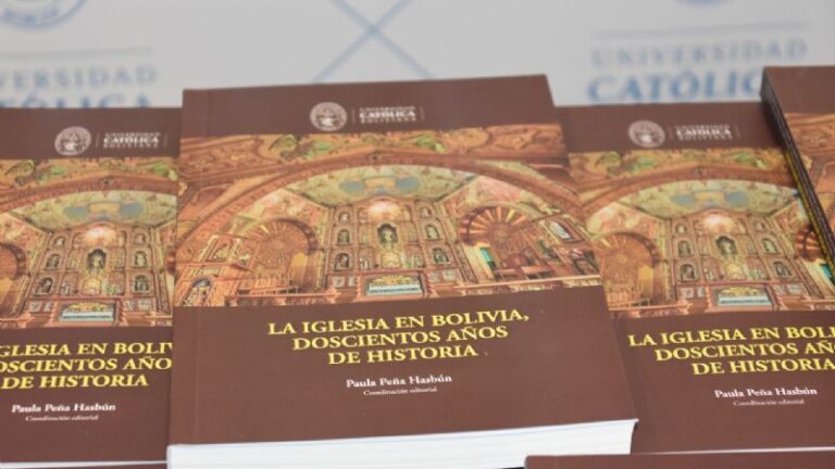 libro de la catolica