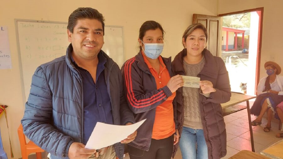 ENTREGA DE CHEQUES DEL PROSOL EN CERCADO