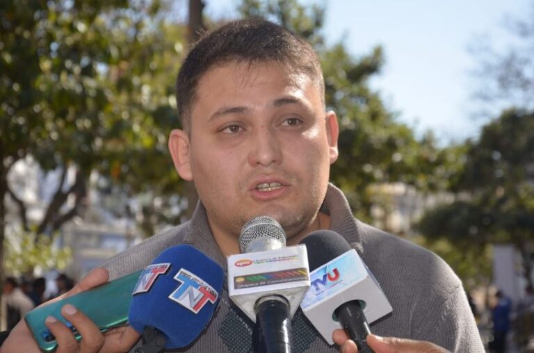 ANDRES CASTELLANOS