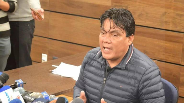 conferencia-de-prensa-del-diputado-he_21-3744987_20221108175631