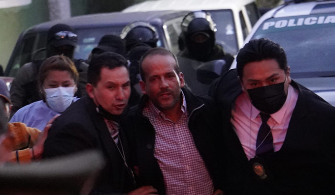 Luis-Fernando-Camacho