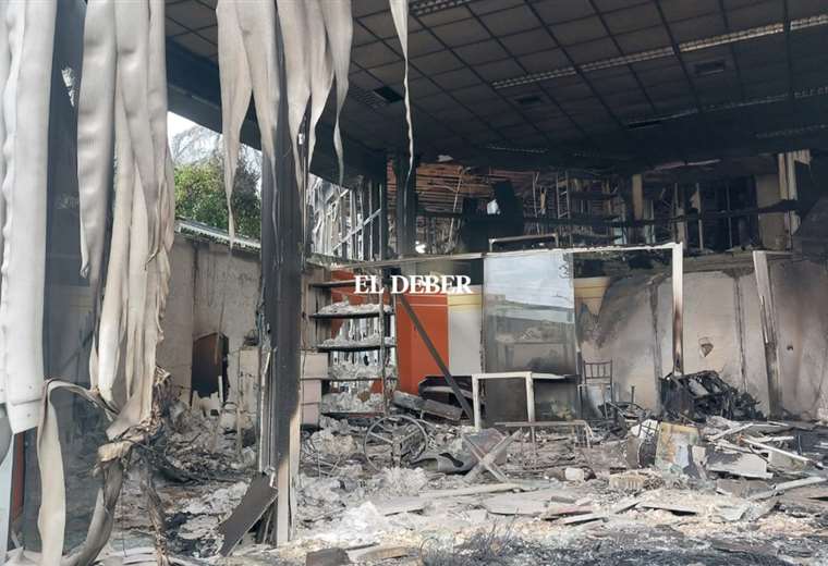 destrozos-y-caos-tras-detencin-del-gobernador-luis-fernando-cama_1235786245_760x520