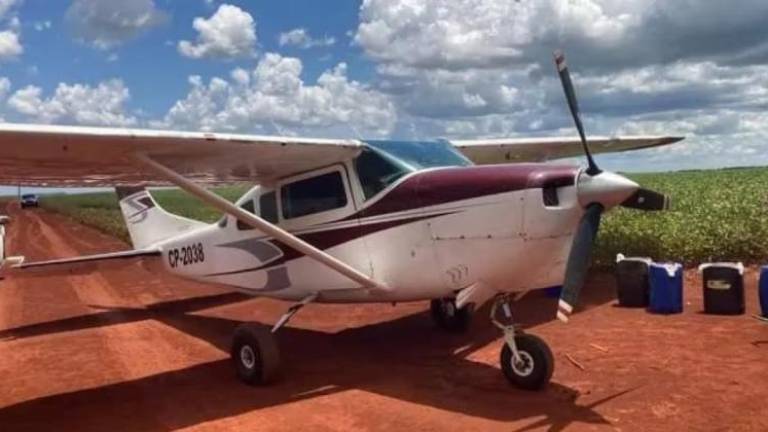 La narcoavioneta que fue incautada en territorio paraguayo, el domingo pasado. Policía de Paraguay