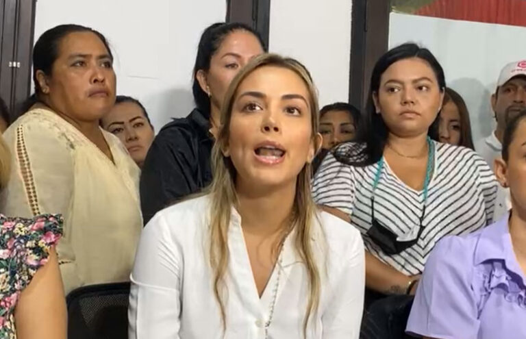 esposa-de-camacho-301