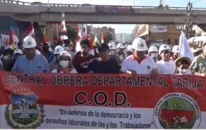 marcha en defensa de la democracia