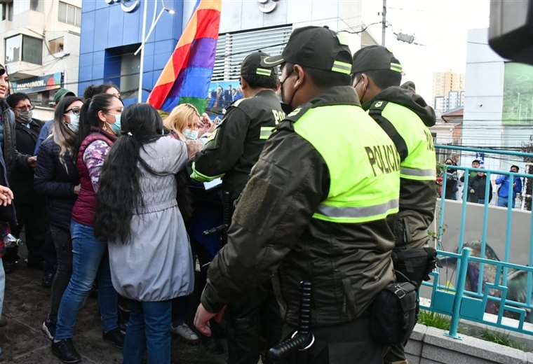 protestas-en-la-paz_1813998566_760x520