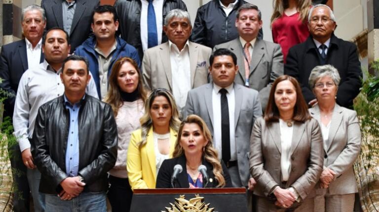 la_presidenta_constitucional_jeanine_anez_emite_el_ultimo_mensaje_de_su_mandato_que_esta_basado