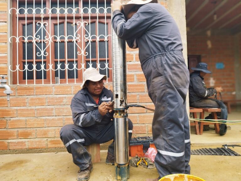 180423_Gobernacin_realiz_mantenimiento_de_pozo_de_agua_en_el_Portillo_Jardn_beneficiando_a_350_familias