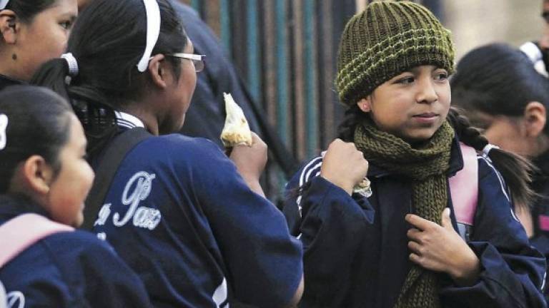 ninos-abrigados_21-5566436_20230424211624