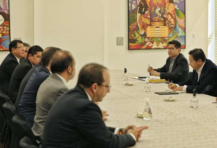presidente-luis-arce-se-rene-con-empresarios-privados-de-bolivia_1473078700_760x520