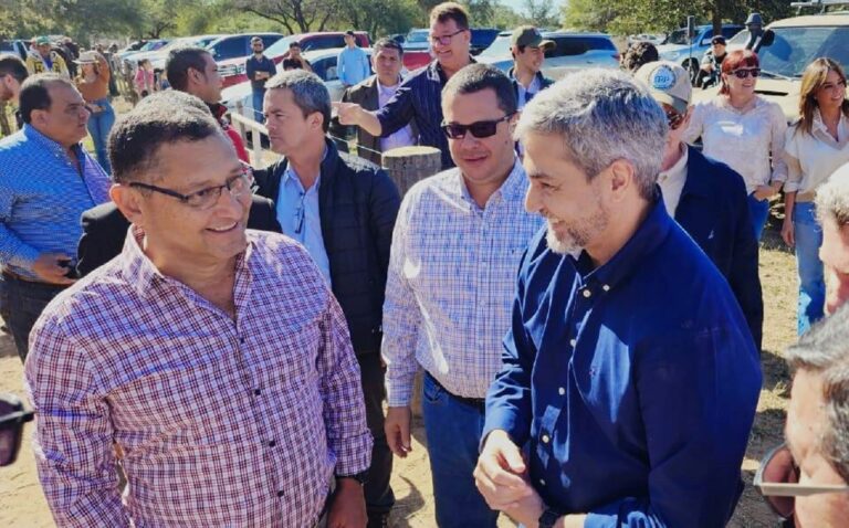 140523_Gobernador_en_Paraguay_logra_importante_avance_para_consolidar_un_acuerdo_comercial_entre_Tarija_y_Boquern