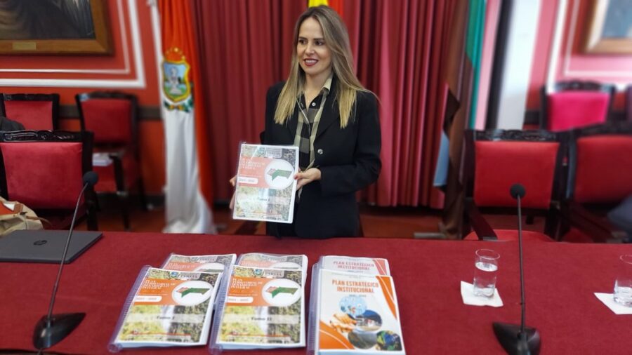 190523_Gobernacin_de_Tarija_present_el_Plan_Territorial_de_Desarrollo_Integral_para_Vivir_Bien