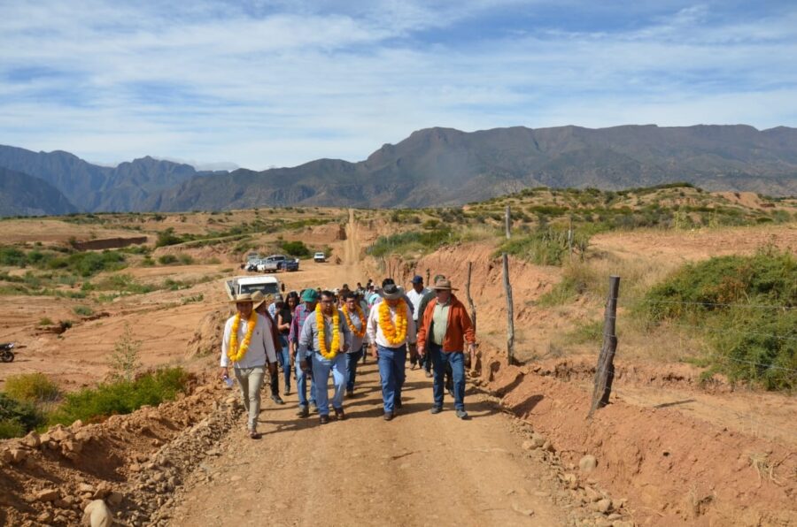 190523_Gobernador_entrega_camino_productivo_en_Muturayo_y_pide_introduccin_de_nuevos_productos_en_la_zona
