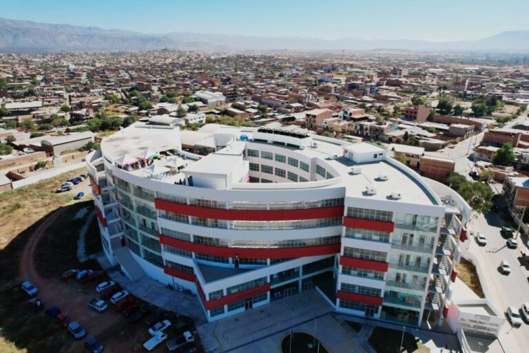 240523_Gobernacin_pone_al_servicio_moderno_mamgrafo_con_implementacin_de_la_segunda_fase_en_el_Materno_Infantil