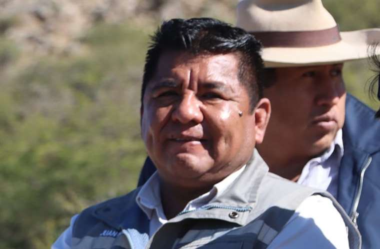el-exministro-juan-santos-cruz (1)