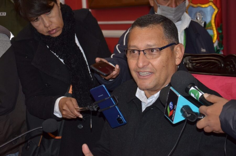130623_Gobernador_aclara_que_tems_de_salud_de_la_Gobernacin_debern_migrar_al_TGN