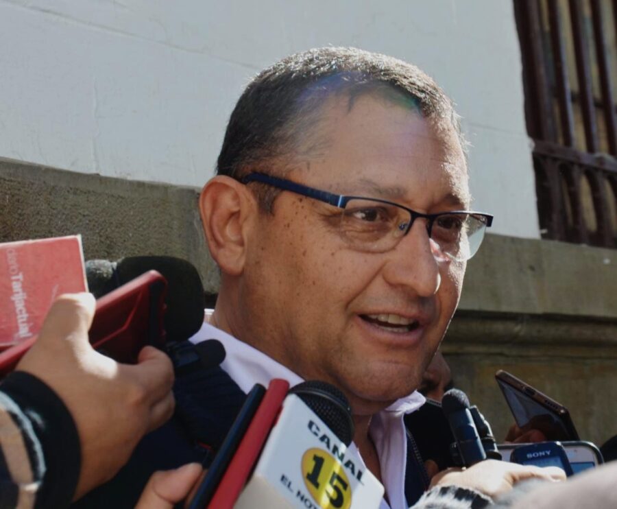 040723_Gobernador_acuerda_con_los_campesinos_nuevos_lineamientos_para_invertir_el_Prosol