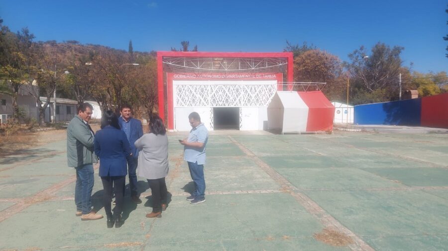 130723_Gobernacin_y_Feicobol_inspeccionaron_trabajos_de_mejoramiento_del_Campo_Ferial_de_San_Jacinto