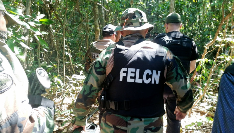 EFECTIVOS POLICIALES DE FELCN