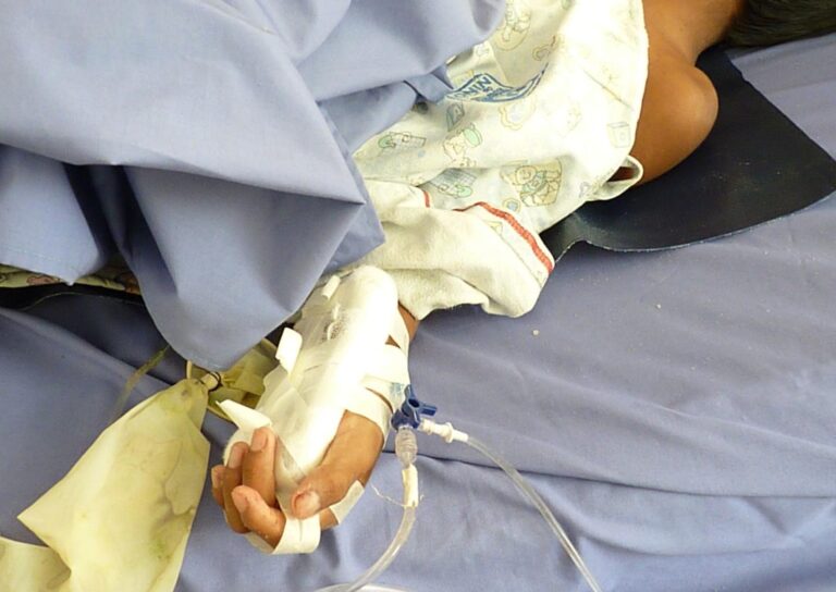 NINO-HOSPITALIZADO
