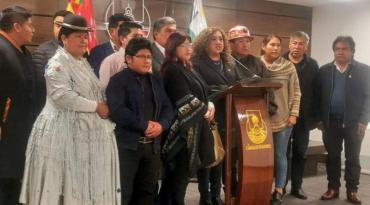 senado presenta denuncia al TCP