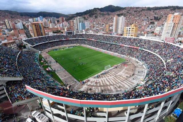 hernando_siles_lleno