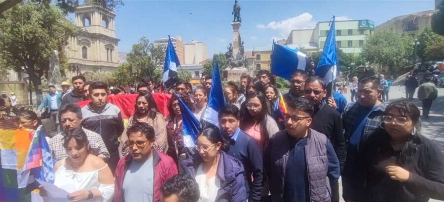 FUNCIONARIOS PUBLICOS DEL MAS GOBIERNO