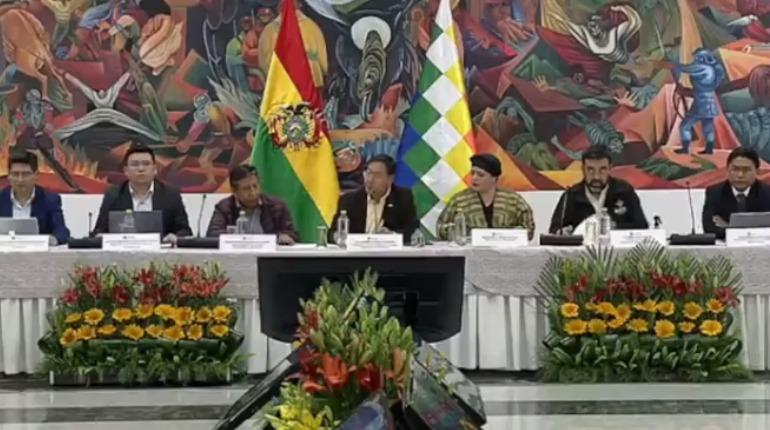 La reunión se lleva adelante en La Paz
