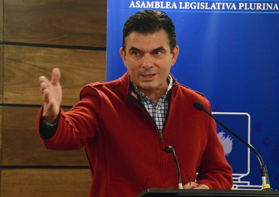 RODRIGO PAZ