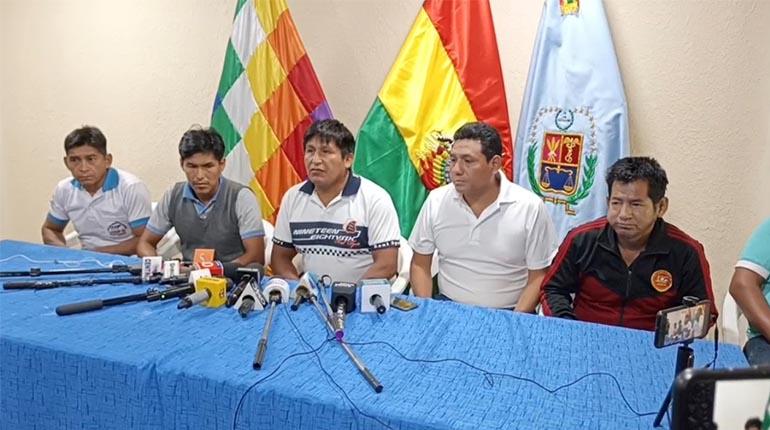 Dirigentes de sectore productivos del trópico de Cochabmaba anuncian bloqueo de la carretera a Santa Cruz