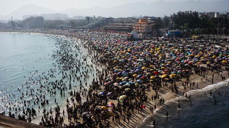 Las playas de Brasil colapsan