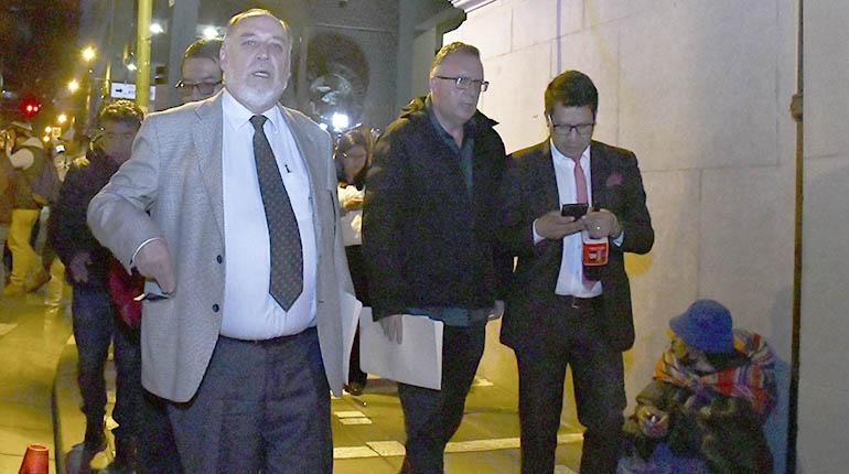 Algunos de los asambleístas de la comisión bicamaral, ayer en la Vicepresidencia