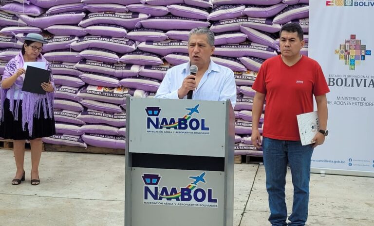 El ministro de Defensa, Edmundo Novillo