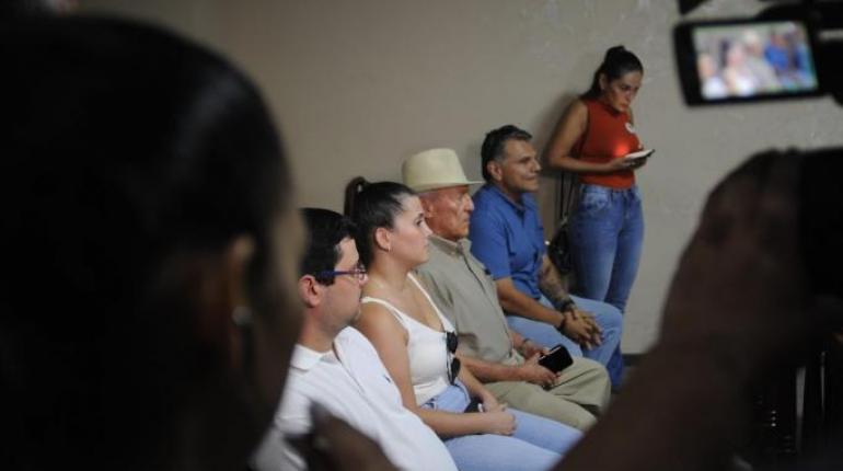 20f5fdaf-27d3-4878-adda-6f58bff67257_1