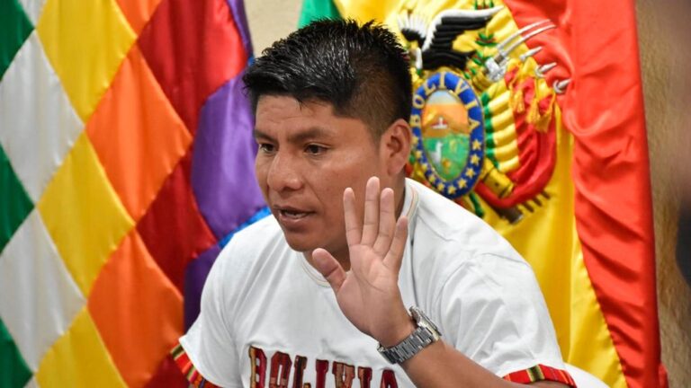 LEONARDO LOZA SENADOR MAS