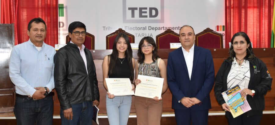 TSE PREMIACION DE HISTORIETAS EN TARIJA