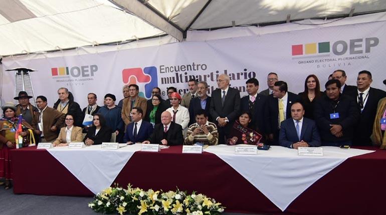 CUMBRE POLITICA EL TSE