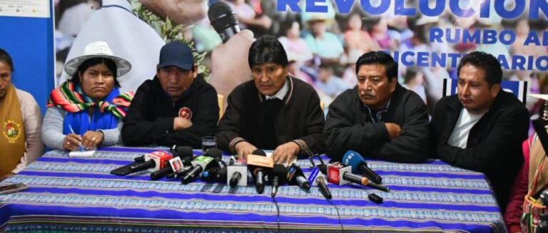 EVO DESPUES DE CUMBRE POLITICA EN CONFERENCIA
